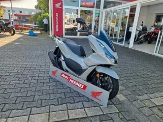honda pcx 125