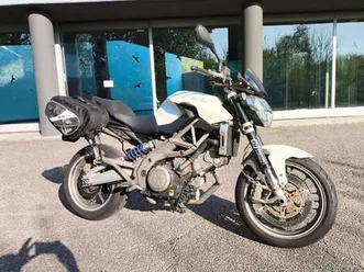 aprilia shiver 750 bianco