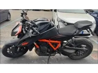 1290 super duke r (2021)