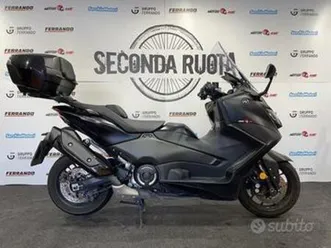 yamaha-t-max-560