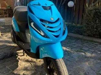 piaggio zip - porsche gt-3 bleu — scooters | piaggio — marktplaats