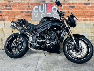 triumph speed triple 1050