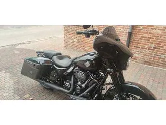 streetglide special