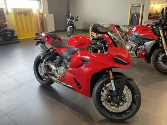 2026 ducati panigale v2
