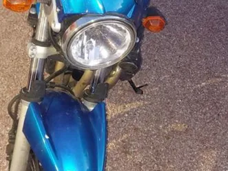 moto suzuki bandit 650 a2