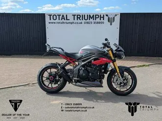 used triumph speed triple 1050 rs for sale in taunton
