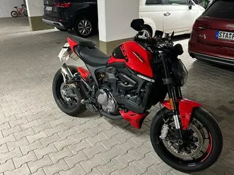 ducati monster 937