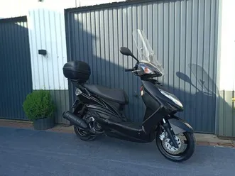 yamahan-n-max- cygnus-125-od.1-wlaściciel zarejestrowana-transport. częstochowa ostatni grosz