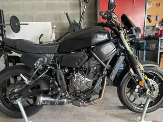 yamaha xsr 700 nero