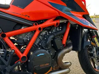 ktm 1290 super duke r