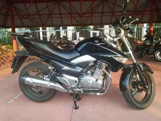 suzuki inazuma 250 nero