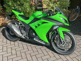 kawasaki ninja 300