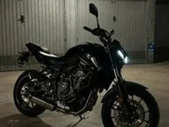yamaha mt-07 pure