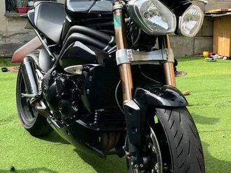 triumph speed triple 1050 abs 17300km