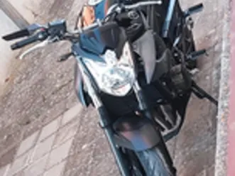 yamaha xj6 (non depotenziata) a3