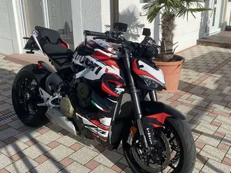 ducati streetfighter