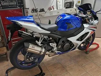 suzuki gsxr 1000 r