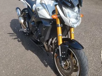 fz8 r-line