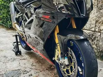 aprilia rsv 1000 r factory nero