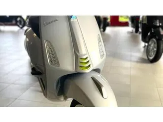vendo vespa primavera 125 tech (2024 - 25) nuova a novara (codice 9829719) - moto.it