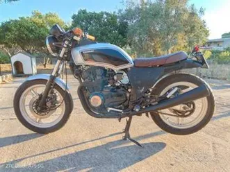 kawasaki gpz 550 - 1985