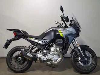 moto guzzi stelvio pff zwart