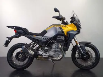 moto guzzi stelvio pff zwart