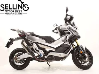 honda x-adv 750 zilver