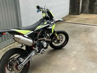 vendo fantic motor xmf 125 motard performance 4t (2021 - 22) usata a rho (codice 9831097) - moto.it