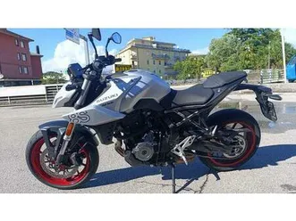 vendo suzuki gsx-8s (2025) usata a conegliano (codice 9831710) - moto.it