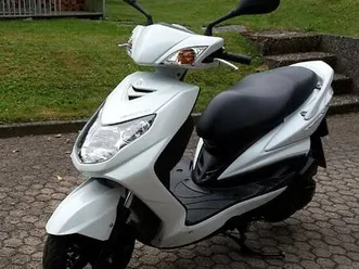 yamaha cx 125 cygnus x canton lucerne -