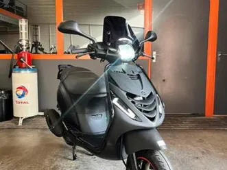 piaggio zip iget brom e5 45km 2023 full — scooters | piaggio — marktplaats