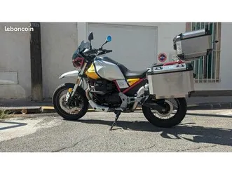 moto guzzi v85tt+ bagagerie complète + accessoires