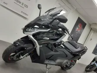 kymco - ak 550