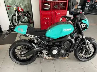 900 special mt-09 akrapovic