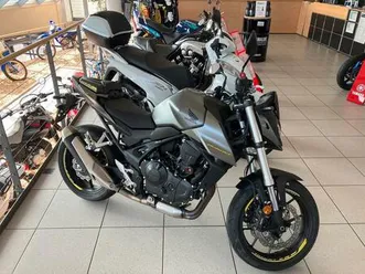 honda cb750 hornet "a2"