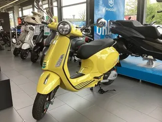 vespa primavera 50 s giallo vorführfahrzeug