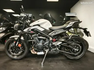 triumph street triple r a2