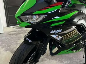 kawasaki ninja 650 krt verde
