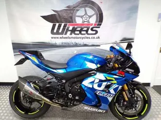 2020 suzuki gsx-r1000r with only 3230 miles from new