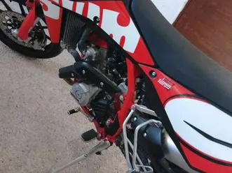 swm rs 125 r rosso