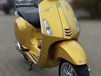vespa sprint 50s limited gold 2 takt