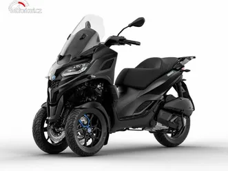 piaggio mp3 310 s hpe e5+ - předváděcí tříkolka