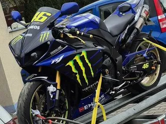 yamahar1 rn22 2013(facelifting)akrapovic,brembo,custom valentino rossi gąsawa