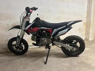 pit bike 110 cc, praticamente nuova