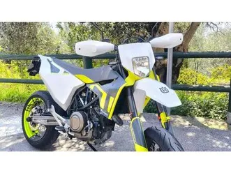 vendo husqvarna 701 supermoto (2022) usata a merano/meran (codice 9834421) - moto.it