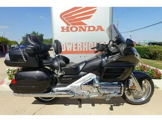 2010 honda gold wing® audio / comfort