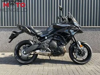 kawasaki versys 650 zwart