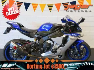 yamaha yzf-r1 superstrak! akra blauw