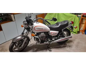 moto guzzi v 35 custom